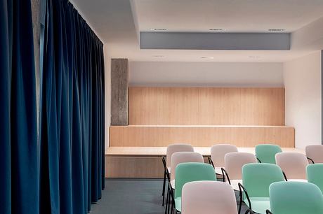 Médecins Sans Frontières Rome Headquarters by Roselli Architetti - 7