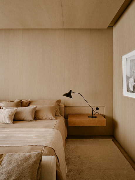 Sete Apartment by Arthur Casas - 9