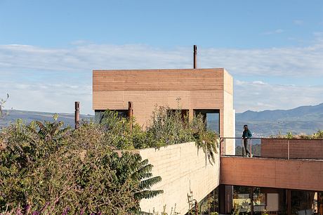 Casa Pastizal by Diez + Muller Arquitectos - 10