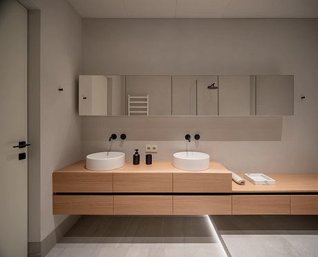 Linden 5-5 by Dmitriy Sivak - 9