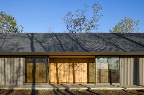 Ridge House by Worrell Yeung - 10