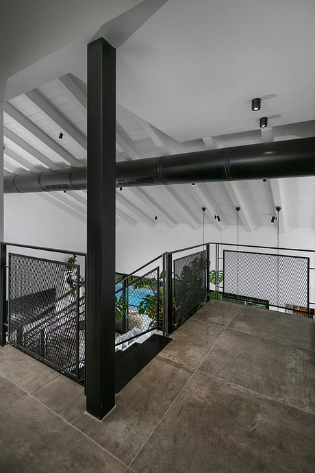 The Perfect Balance: Shpigel Architects Fuses Sentimental and Classic Elements - 11