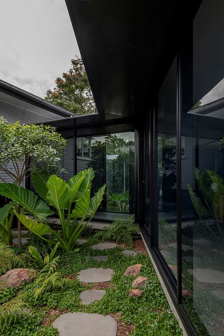 Toohey Forest House by Bones Studio - 8
