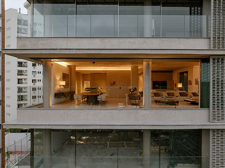 Sete Apartment by Arthur Casas - 11