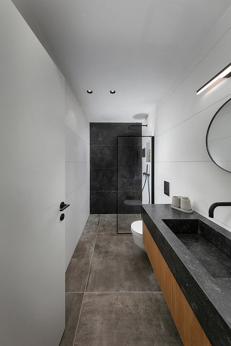 The Perfect Balance: Shpigel Architects Fuses Sentimental and Classic Elements - 13