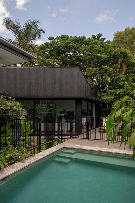 Toohey Forest House by Bones Studio - 9
