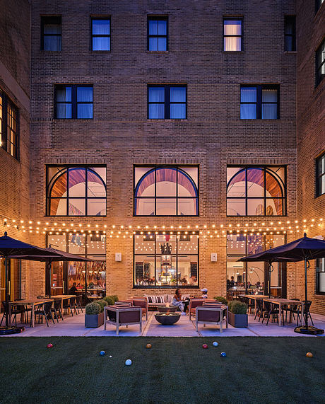 21c St. Louis by Hufft - 11