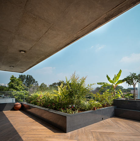 House of Greens: 4site Architects Designs Garden Retreat in Bengaluru - 11