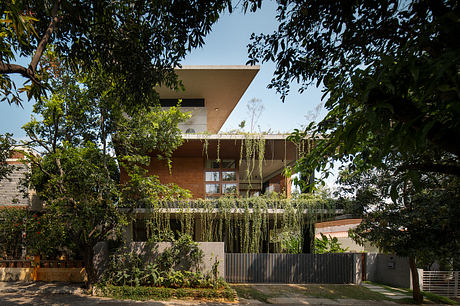 House of Greens: 4site Architects Designs Garden Retreat in Bengaluru - 13