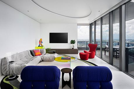 Penthouse at the Heart of Miami by Nar Design - 1