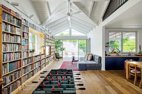 The Crown Jewel: Heartfelt Renovation Transforms Herzliya House Into Home - 2