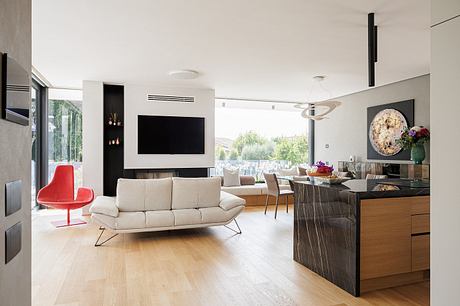 The House with No Doors by Marco Marchetti - 2