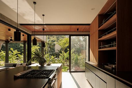 Amankay House by Di Frenna Arquitectos - 3