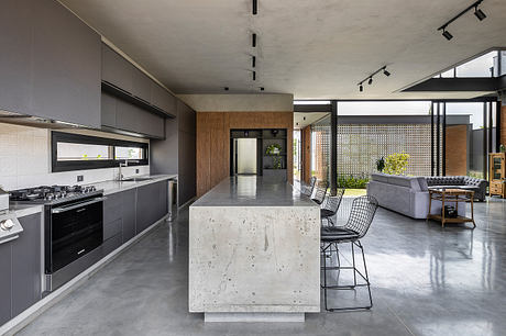 GV House by Taguá Arquitetura e Design - 4