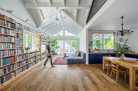 The Crown Jewel: Heartfelt Renovation Transforms Herzliya House Into Home - 4