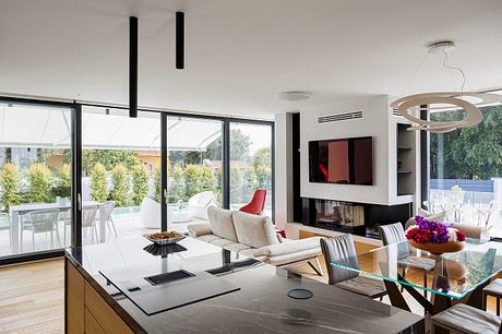The House with No Doors by Marco Marchetti - 4
