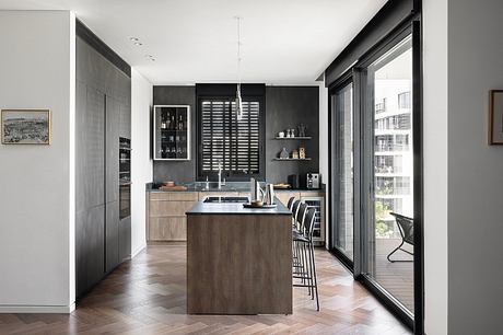 E Apartment by Maya Sheinberger - 4