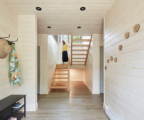 Kahshe Lake Cottage by Solares Architecture - 5
