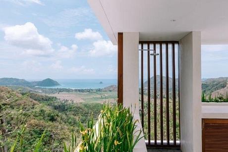Selong Selo Villa 12D by ALT Design & Construction - 4