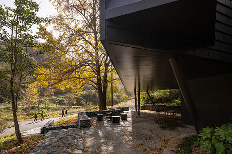 Ginkgo Valley Treehouse by Moguang Studio - 6