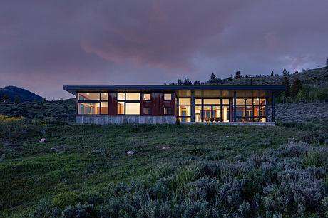 Logan Canyon Off-grid Cabin by CAST architecture - 6