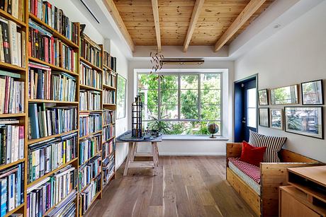 The Crown Jewel: Heartfelt Renovation Transforms Herzliya House Into Home - 6