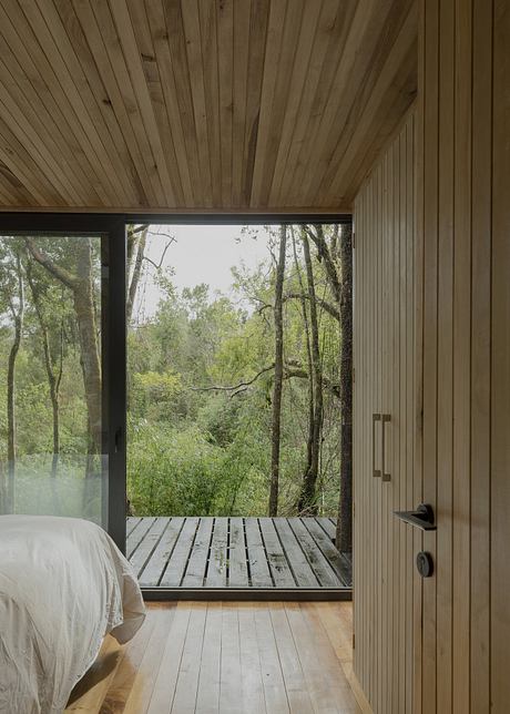 Calfuco Refuge by Tomás de Iruarrizaga - 7