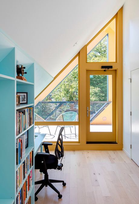 Fluevog House by MA+HG Architects - 5