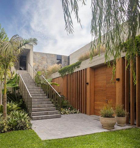 House DLF by Jaime Ortiz de Zevallos - 8