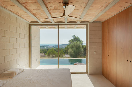 Stepped House Opens Up to Views Across Iberian Hills Around Swimming Pool - 6