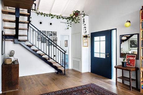 The Crown Jewel: Heartfelt Renovation Transforms Herzliya House Into Home - 8