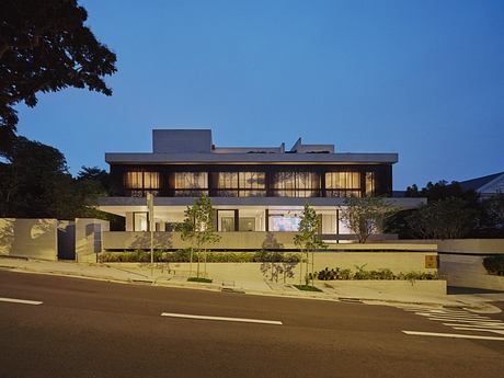 Gallery House by Formwerkz Architects - 9