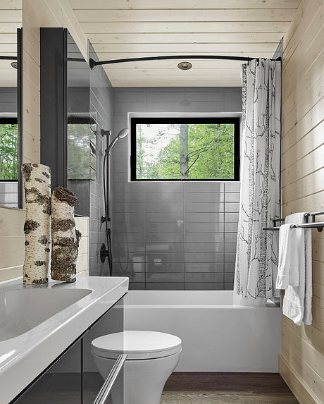 Kahshe Lake Cottage by Solares Architecture - 9