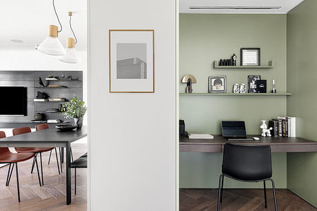 E Apartment by Maya Sheinberger - 6