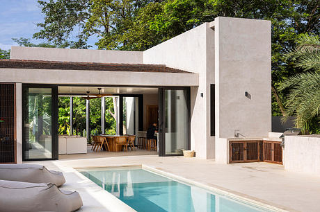 Seis Patios House by VOID - 7