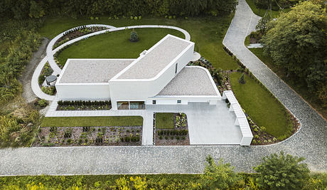 Swoosh House by Pawel Lis Architekci - 8