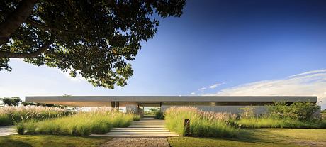 Villa Baro House by Passarelli Arquitetos - 11