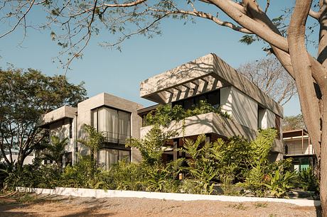 Amankay House by Di Frenna Arquitectos - 7