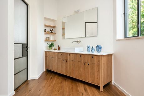 Elegant Simplicity by Liat Hadas - 7