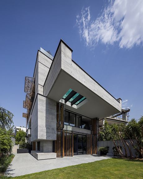 Lavasan Villa No.07 by Amirhossein Tabrizi - 11