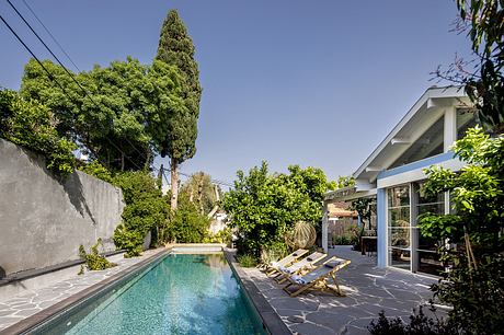 The Crown Jewel: Heartfelt Renovation Transforms Herzliya House Into Home - 11