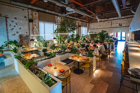 Amano Restaurant by Cushing Terrell Fuses Rural and Modern Touches - 2