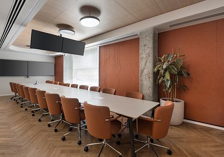 Confidential Company: Color-Driven Offices That Spark Bold Teamwork - 9