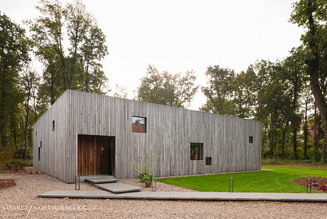 Square House by Cocoon Architecten - 10