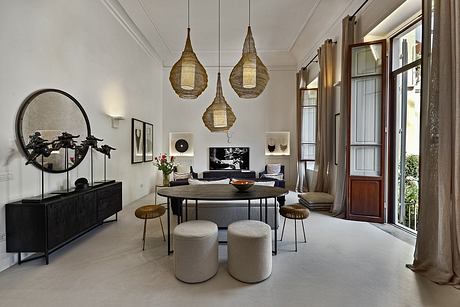 Apartment in the Center of Florence: Light, Quiet, and Heritage Within - 1