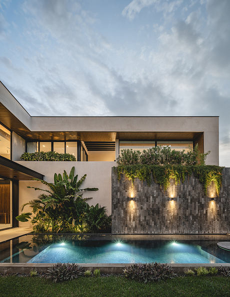 Casa N I D O — A Courtyard House Tuned to Breeze and Shade in Yucatán - 7
