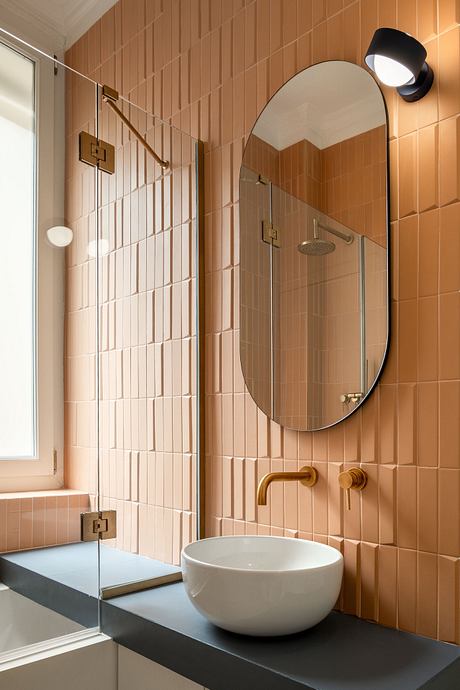 ZaraUno Reimagines a Genoa Seafront Apartment - 10