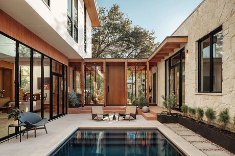Courtyard + Connector Residence: Porch-To-Pool Living in Austin, Texas - 1