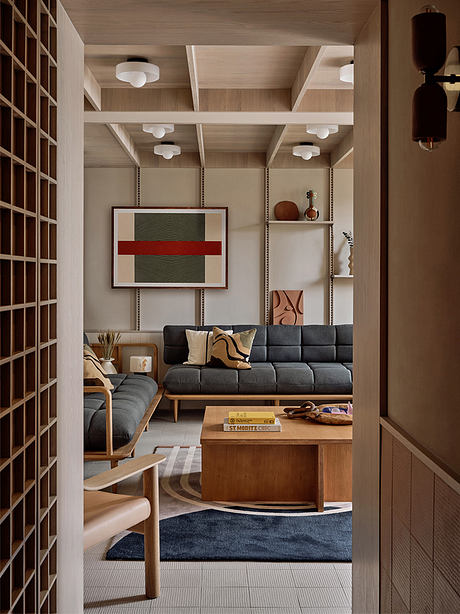 Ying’nFlo: A Youthful Guesthouse With Courtyard Life in Hong Kong - 3