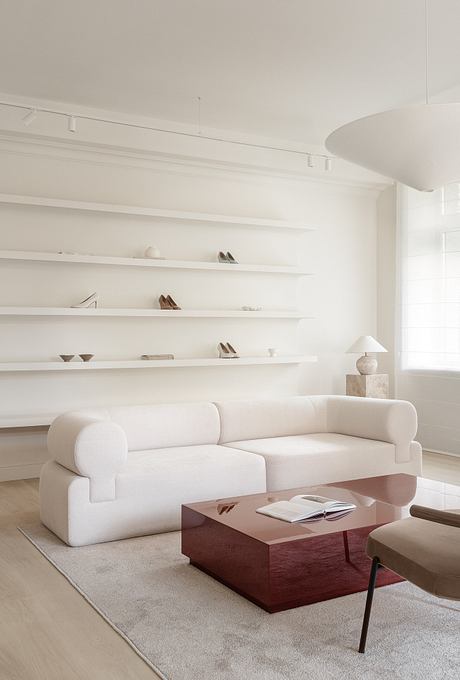 Marsala Showroom: Residential Warmth Shapes a Kyiv Footwear Boutique - 4